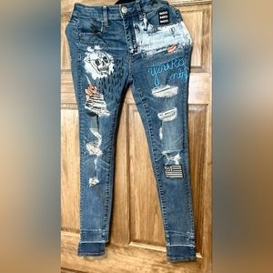 American Eagle Outfitters Graffiti Patches Denim Jeggings Women’s Size 4 Skinny